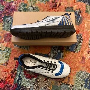EUC United Airlines Airplane Shoes Sneakers Sz 7